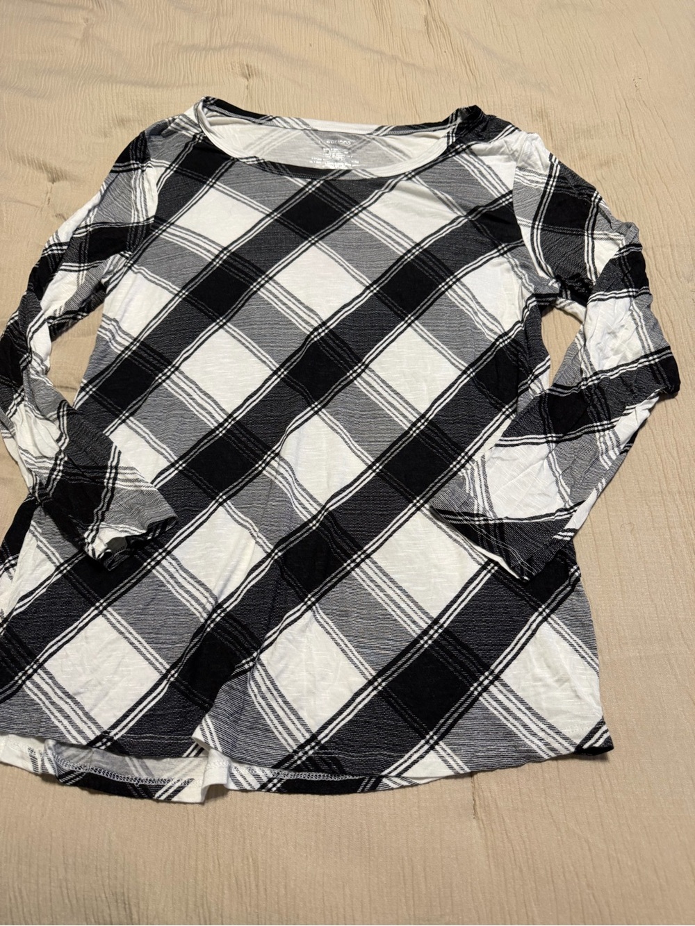 Maurices Black & White Plaid Long-Sleeve Top